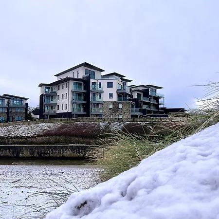 Luxury Sunrise To Sunset Beachfront *