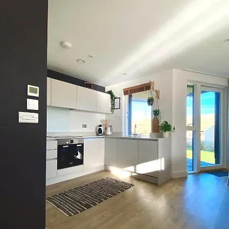 Luxury Sunrise To Sunset Beachfront Perranporth